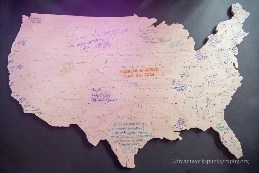 US-map-puzzle-wedding-guestbook