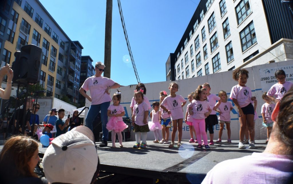 merrifield fall festival 2017 tiny dancers mosaic demo