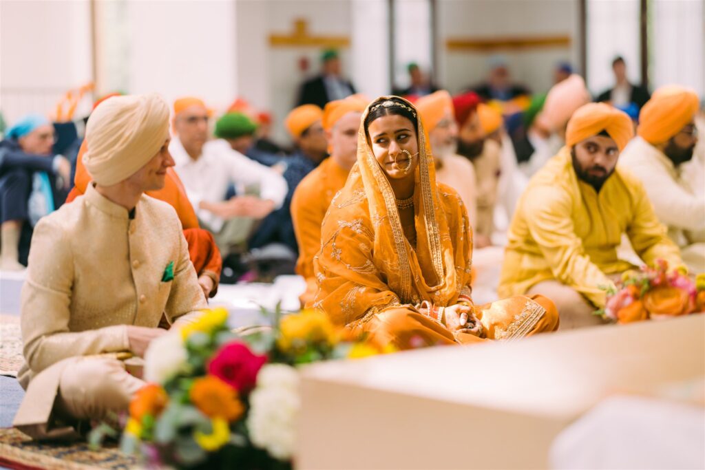 sikh-wedding-ceremony-washington-dc-gurdwara bride and groom